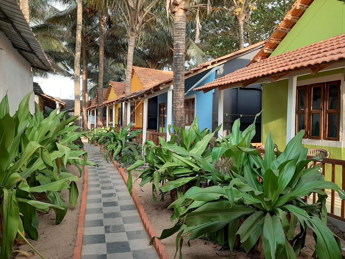 Om Shanti Beach Stay Patnem Patnem Beach エクステリア 写真
